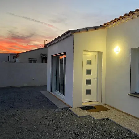 Holiday home Jolie Maison A 700m De La Mer